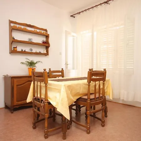 Apartament With A Parking Space Sali, Dugi Otok - 8185 *